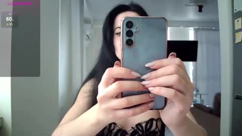 Amare online show from March 8, 10:30 am