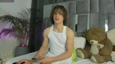 ALLEXANDRO online show from February 9, 4:50 pm