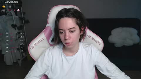 alice online show from April 1, 12:33 am