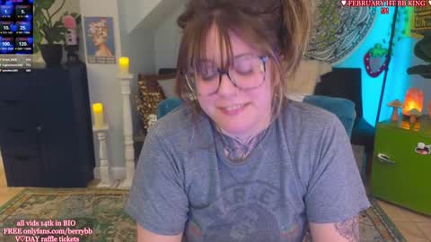 Snapshot of allieberrybb chatting on February 7, 6:24 am  bb  online show from February 7, 6:24 am