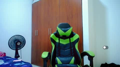  Alisson online show from December 24, 9:33 pm