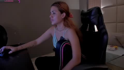 A L L I S S online show from October 8, 1:39 pm