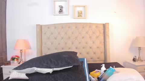 allisson online show from September 13, 1:46 pm