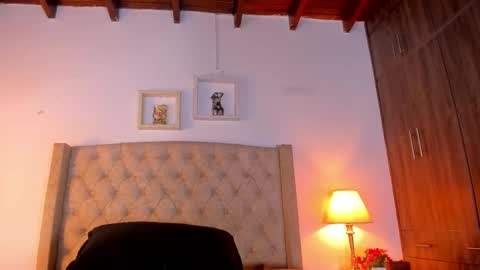 allisson online show from March 18, 12:11 pm