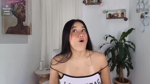 Snapshot of allisxxnn_fox chatting on September 17, 12:30 pm Allisxn Fox online show from September 17, 12:30 pm