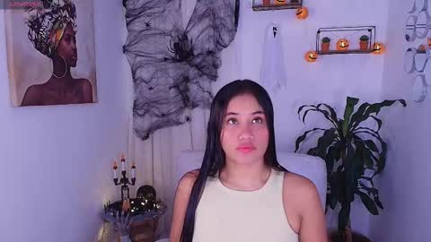 Snapshot of allisxxnn_fox chatting on October 14, 12:41 pm Allisxn Fox online show from October 14, 12:41 pm