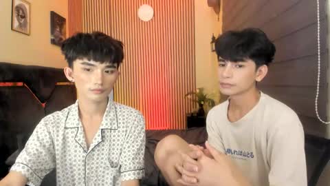 Snapshot of alluring_alpha chatting on October 8, 6:25 pm kim and josh online show from October 8, 6:25 pm