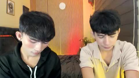 Snapshot of alluring_alpha chatting on October 2, 12:31 am kim and josh online show from October 2, 12:31 am