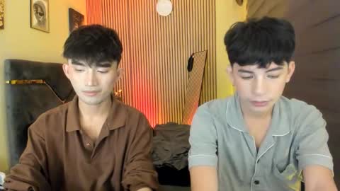 Snapshot of alluring_alpha chatting on September 16, 1:24 pm kim and josh online show from September 16, 1:24 pm