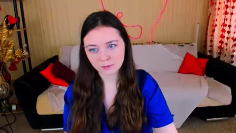 alluringeyess online show from March 13, 1:14 pm