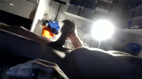 allwolf0323 online show from May 18, 3:49 am