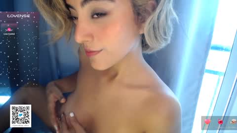 ally_summer online show from January 8, 5:48 pm