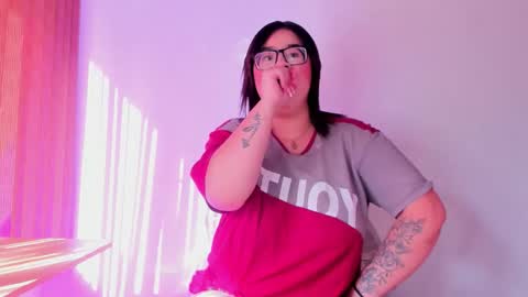 Allys  online show from October 23, 8:53 pm