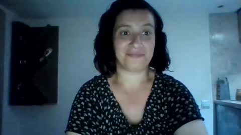 Alma online show from May 8, 7:30 pm