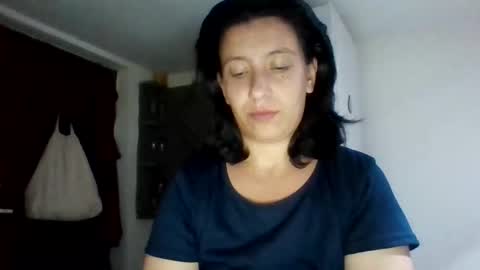 Snapshot of alma_amy chatting on September 24, 8:48 pm Alma online show from September 24, 8:48 pm