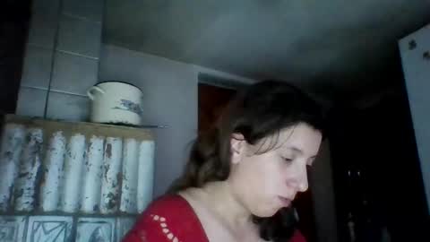 Snapshot of alma_amy chatting on January 10, 8:15 pm Alma online show from January 10, 8:15 pm