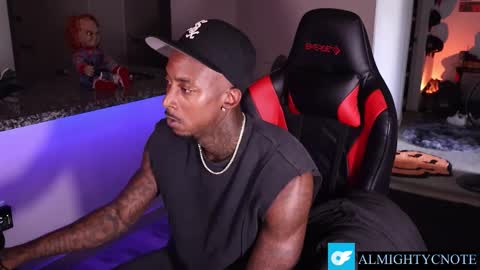 Snapshot of almightycnote chatting on October 11, 10:46 pm Almightycnote online show from October 11, 10:46 pm