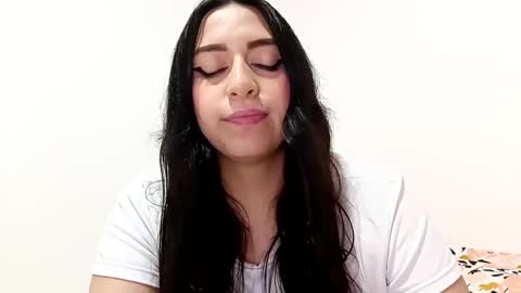 AlondraMendez online show from October 6, 3:46 am