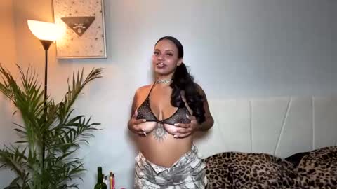 Snapshot of alongcamelexy chatting on October 4, 3:15 am alongcamelexy online show from October 4, 3:15 am