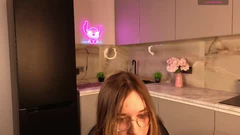 Alorenna online show from May 18, 4:46 pm