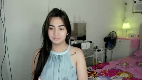 alovelydollnica online show from April 6, 4:57 am