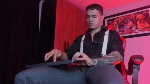 alpha_dominus_ online show from February 1, 5:04 am