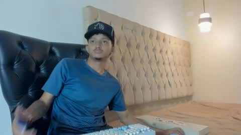 alpha_marcus online show from May 26, 3:01 am