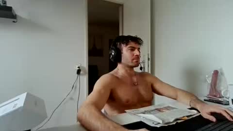 alphah_hunk online show from January 19, 12:26 pm