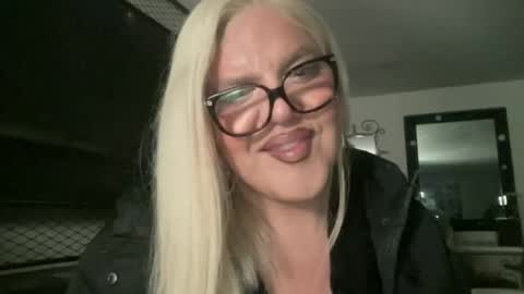 alphatransmami online show from December 26, 4:10 am