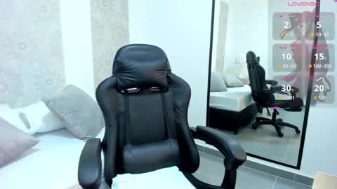 Snapshot of altair_mori chatting on October 1, 12:37 pm A L T A I R online show from October 1, 12:37 pm