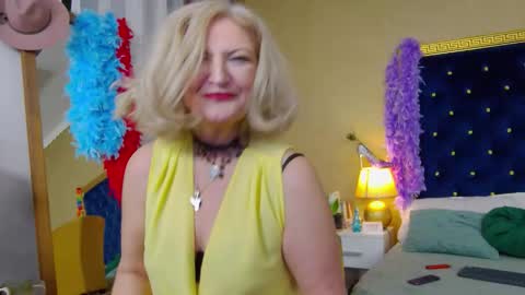 Alura Jenson online show from March 1, 10:03 pm