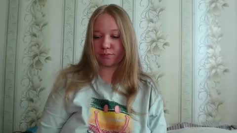 alya764770 online show from May 27, 2:30 am