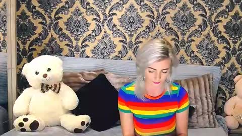 aly online show from February 20, 1:40 pm