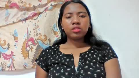 alydiah816442 online show from August 6, 4:32 am