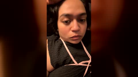 alyssathefairy online show from June 3, 4:59 am