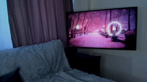 Alyssa  I will be online December 1 at 2000 UTC  online show from February 3, 8:35 am