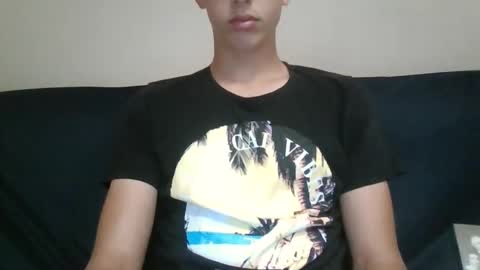 Snapshot of alzuhki chatting on September 13, 5:32 am alzuhki online show from September 13, 5:32 am