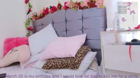 Isabella online show from March 22, 8:35 pm