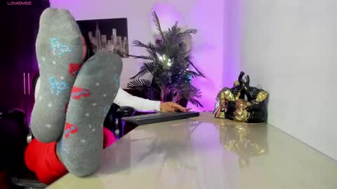 anny online show from October 6, 2:18 am