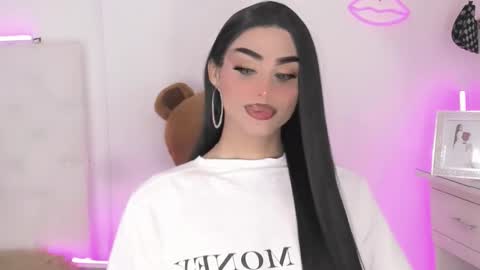 amal_baddel_ online show from February 7, 4:04 am