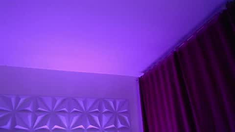 Amalett online show from October 5, 10:45 am