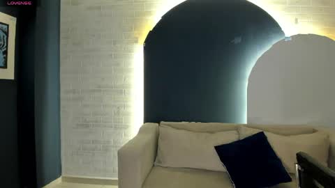 Amalia cruss online show from March 31, 11:38 pm