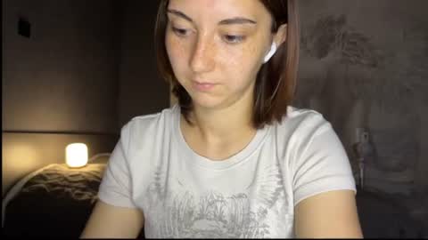 amalia_lambert13 online show from July 28, 7:50 pm