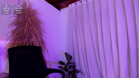 Luisa online show from October 15, 2:15 am