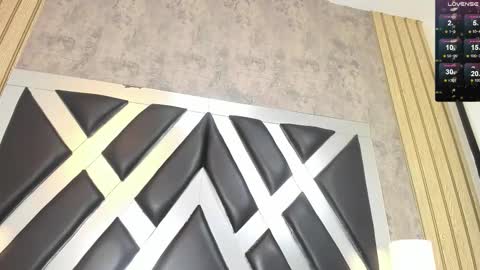 Amanda Marcuzzi  online show from February 28, 1:20 am