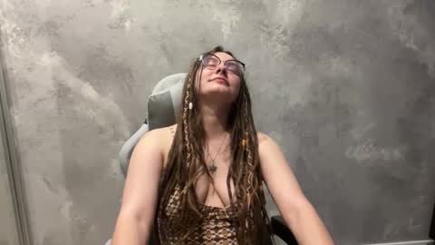 Amanda online show from March 19, 9:20 pm