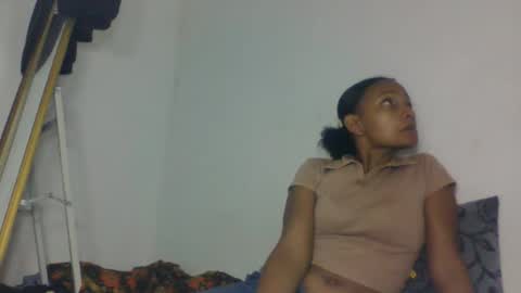 amandaaa25 online show from September 23, 3:50 pm