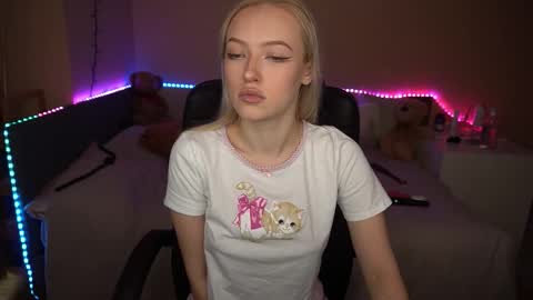 Amanda online show from November 14, 6:37 am