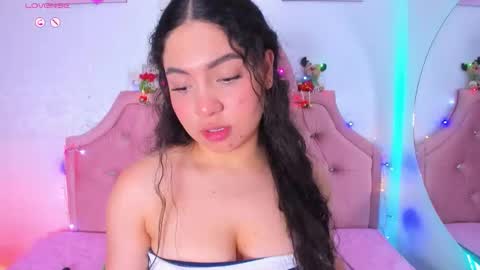 amandalee26 online show from December 5, 8:06 pm