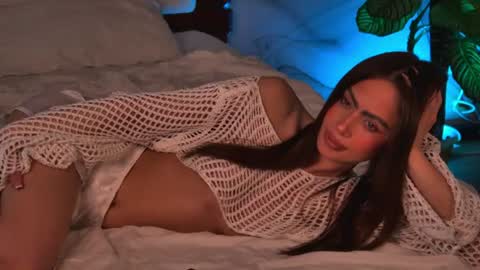 amandariver_ online show from June 10, 1:49 am